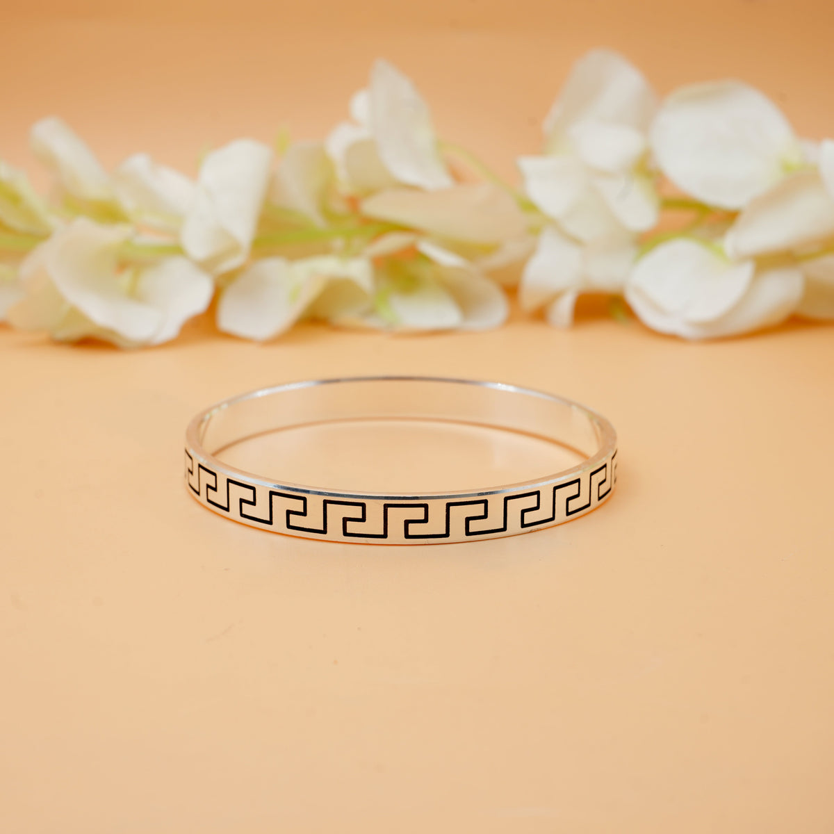 Elegant 925 Silver Kada for Boys – Fashionable & Strong