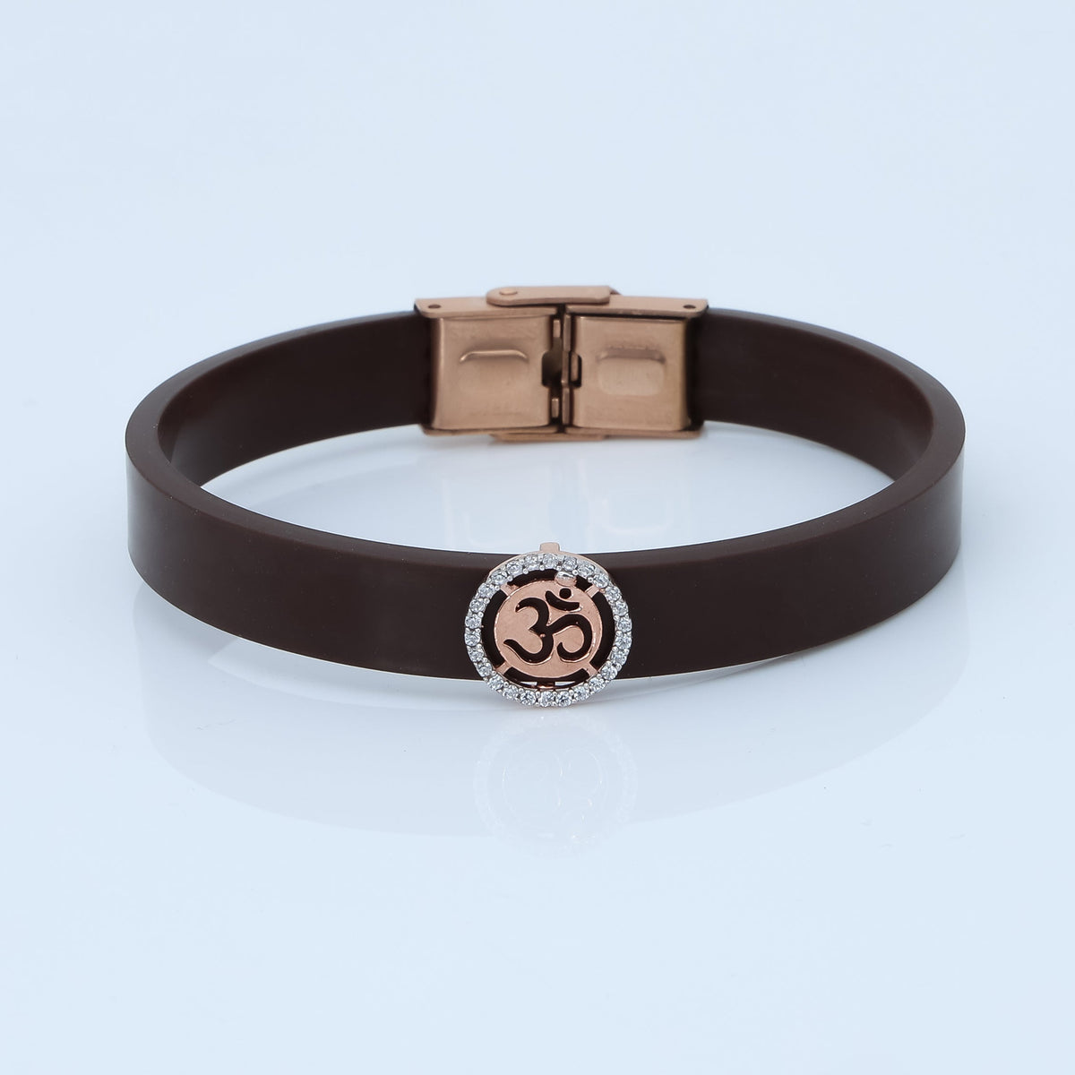 Classic Silver OM Wristband for man