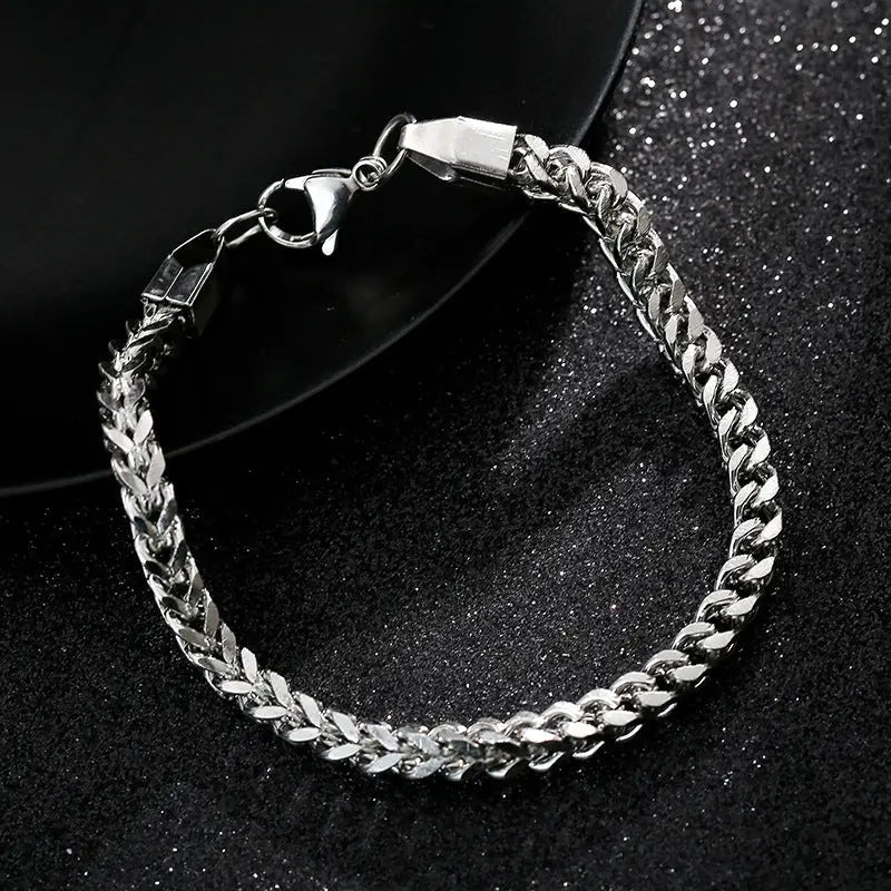 Nonchalant Silver Bracelet