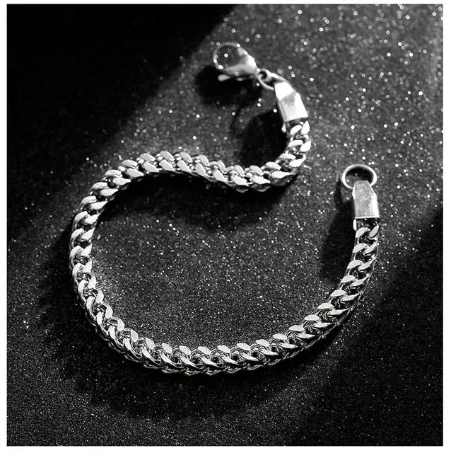 Nonchalant Silver Bracelet